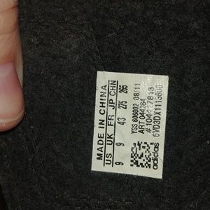 Adias slide on sandals